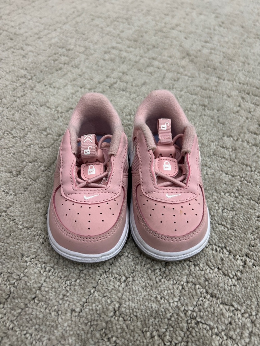 Nike Kids Pink Low-Top Sneakers